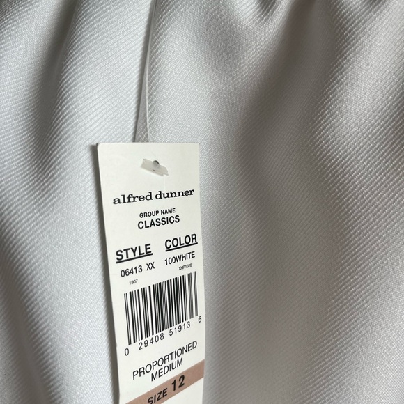 Alfred Dunner Classic White Pants - Picture 3 of 3